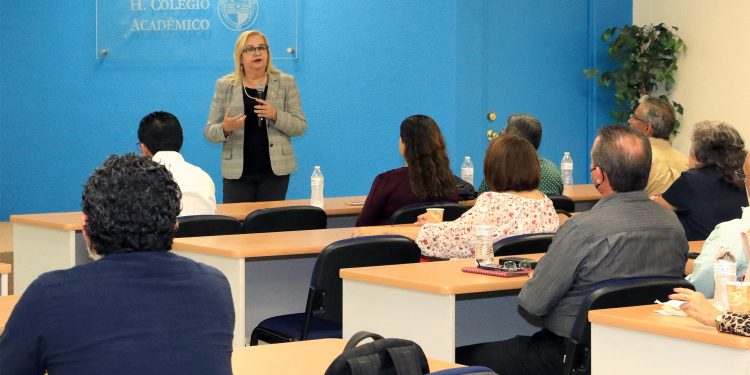 Presenta rectora primer informe de actividades ante Colegio Académico