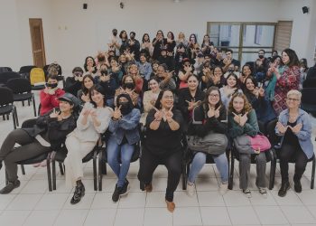 Destacan aportación de mujeres universitarias en Wikipedia