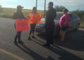 Bloquean madres de familia carretera a Bahía de Kino exigen funcionamiento de escuela CAME