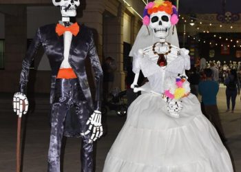 Presentes catrinas en Centro Histórico de Hermosillo