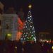 Llega el espíritu navideño a Hermosillo con el encendido del árbol navideño en la Plaza Zaragoza