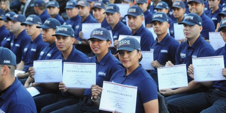 Se convertirá ISSPE en la Universidad Seguridad Pública del Estado