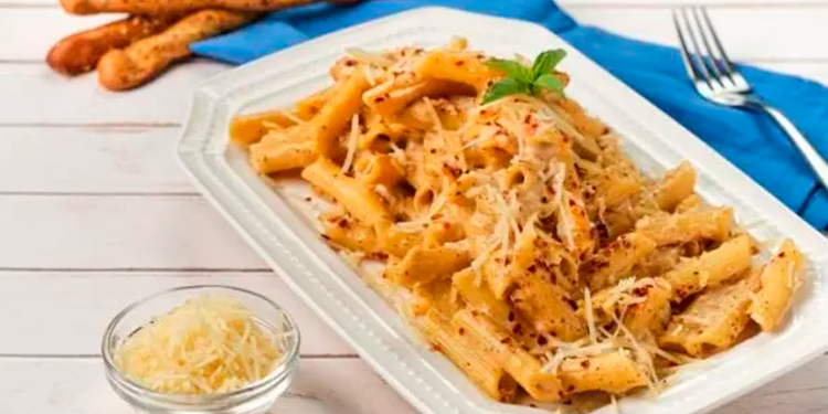 Pasta Cremosa de Parmesano