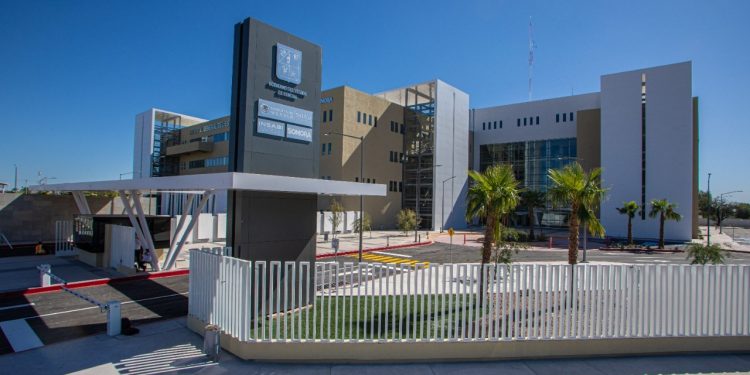 Trabajadores confirman que el Hospital General de Especialidades Sonora no funciona en su totalidad, cómo se prometió