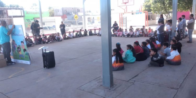 Niños del Poblado Miguel Alemán aprenden sobre sus Derechos y a distinguir la situación de violencia