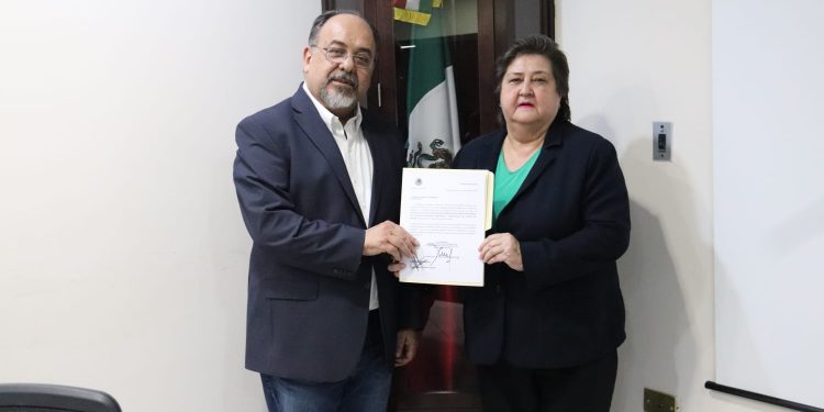 Blanca Valenzuela es la nueva encargada de despacho en Cecyte Sonora.