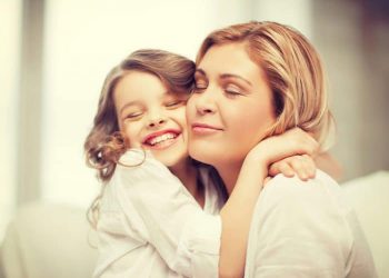 Conoce las emociones y sensaciones que nacen en una mujer convertida en madre