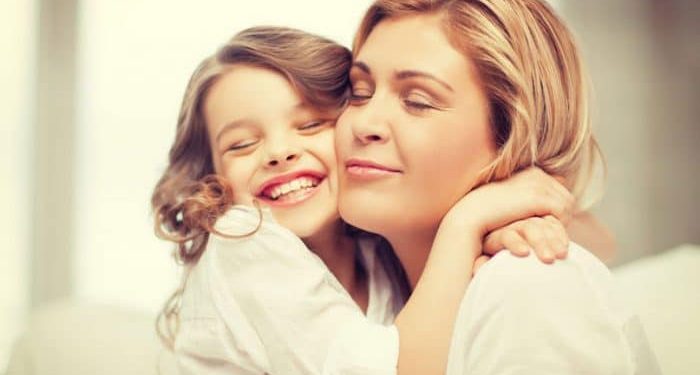 Conoce las emociones y sensaciones que nacen en una mujer convertida en madre