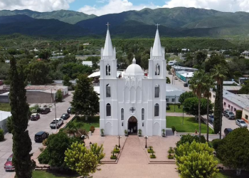 Granados, Sonora cumple 200 años y su gente los festeja “de manteles largos”