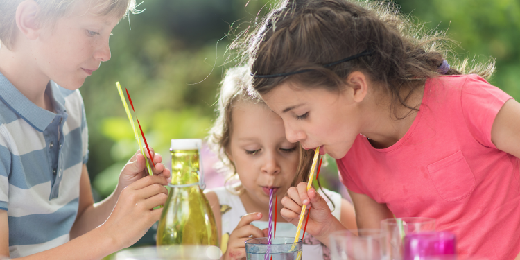 Qué son los edulcorantes y por qué se evitan en los menores de edad