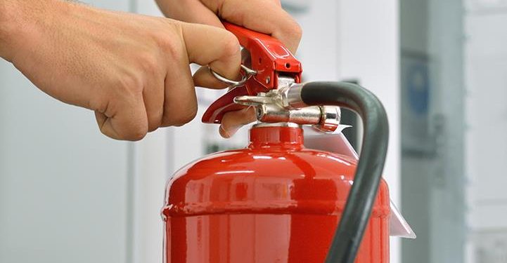 ¿Conoces los extinguidores pero no sabes cómo se usan?