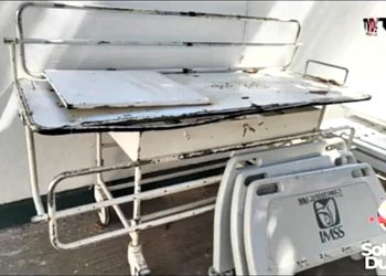 Camillas de IMSS cumplieron 20 años cuando su vida útil es de 10