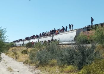 Para proteger la vida e integridad de las personas migrantes,  Ferromex suspende movimiento de trenes
