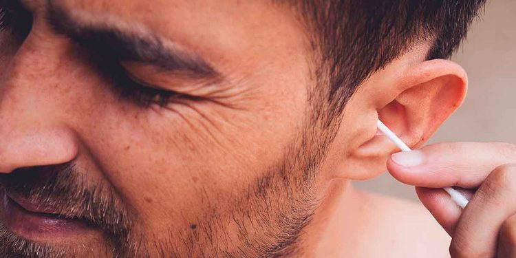 El Cerumen no es malo, pero podemos limpiar el oído