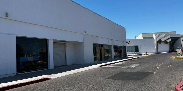 Casi un año de retraso y con opacidad las nuevas oficinas de Relaciones Exteriores en Hermosillo