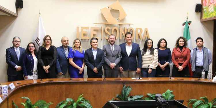 PAN Y PRI presentan carta intención para conformar la Coalición Fuerza por Sonora