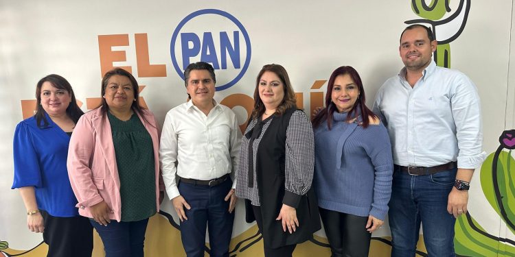 Se une a las filas de Acción Nacional regidora de Morena en Hermosillo