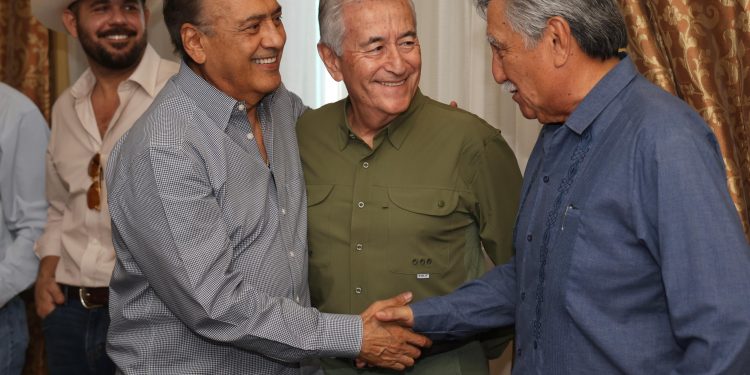 Productores agrícolas de la Costa de Hermosillo, se suman a Beltrones