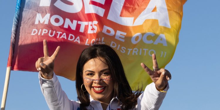 Arranca campaña por el Distrito 11, Isela Montes de Oca