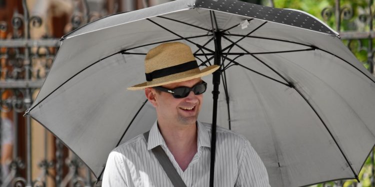 La mejor sombrilla que te protege del Sol