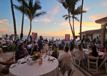 Parte de los ingresos por intercambio comercial generados en puertos de altura como Guaymas, debe generar recursos para obras municipales: Beltrones