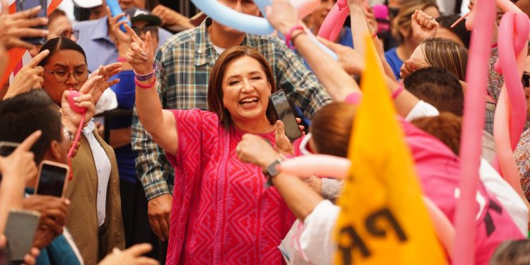 Gira Sonora. Propone Xóchitl Gálvez créditos baratos para campesinos y pescadores