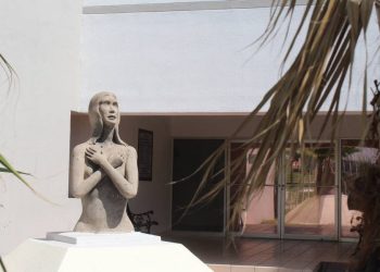 ¡Amigas, Aviso Importante! Reunión en el Brunch con Causa de la Agrupación George Papanicolau