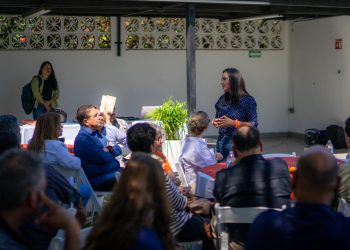 Será el gobierno municipal una mano solidaria con quienes mas lo necesiten: Natalia Rivera