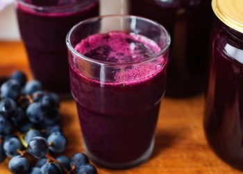 Jugo de uva fresco