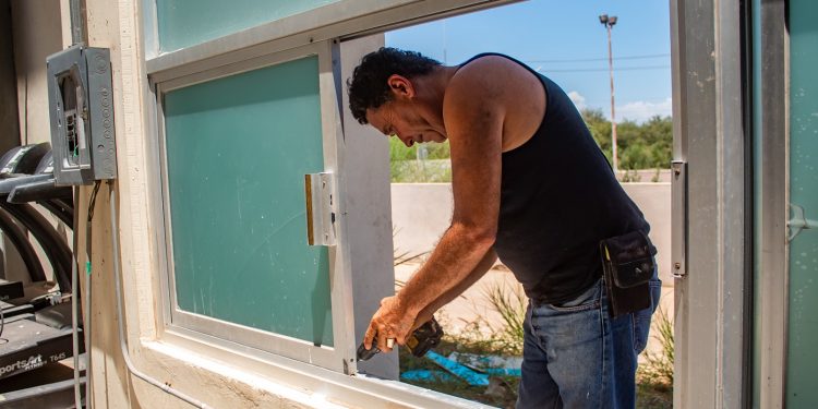 Avanza los trabajos de rehabilitación de la Unidad Deportiva Julio Alfonso Alfonso en Guaymas