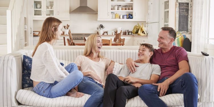 Los jóvenes no quieren enfermar sino “pertenecer”, si no encuentran lugar en el Hogar lo aprovecharán los depredadores