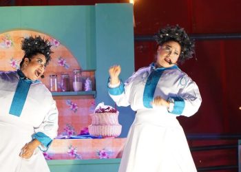 El sector Minero impulsa el arte y la cultura con la puesta en escena “Las Poltronas: Entre minas te veas”