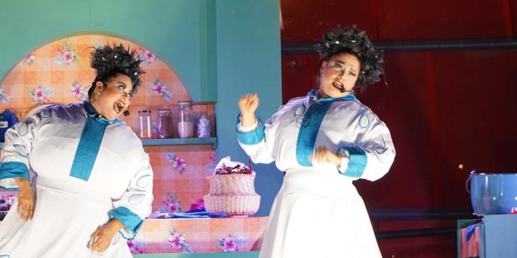 El sector Minero impulsa el arte y la cultura con la puesta en escena “Las Poltronas: Entre minas te veas”