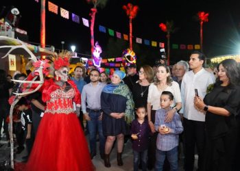 Disfrutan cientos de familias Gran Festival de Día de Muertos, “Tradición que nos une”