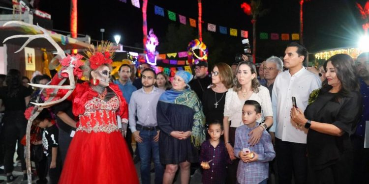 Disfrutan cientos de familias Gran Festival de Día de Muertos, “Tradición que nos une”