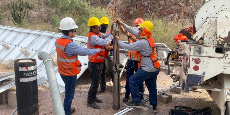 Heliostar y Ayuntamiento de La Colorada restablecen servicio de agua potable a la comunidad
