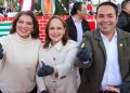 Karla Córdova participa en la entrega de rosca de reyes