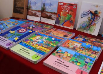 Más personas a leer y escribir