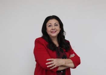 Una referente femenino en la minería es Elizabeth Araux Sánchez