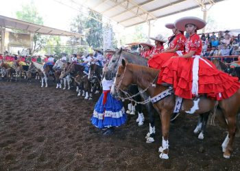 IMSS impulsa la charrería como deporte nacional 