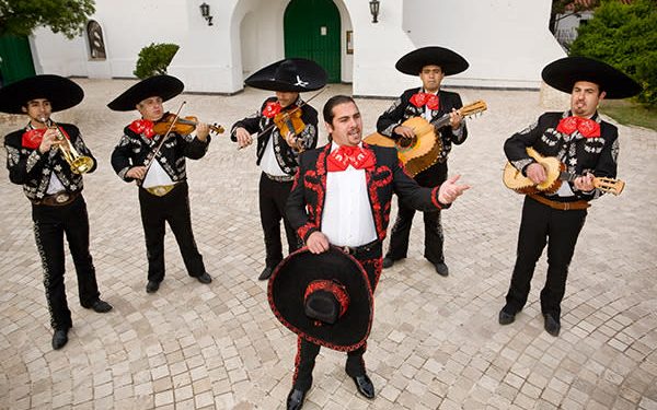 ¿Crees que las Serenatas nacieron en México?