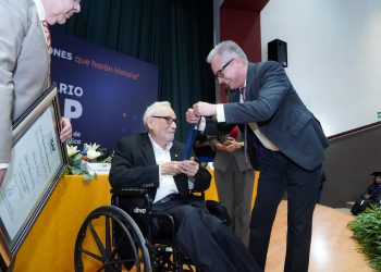 Homenaje a una vida dedicada al servicio público: Doctor Honoris Causa para Gilberto Gutiérrez Quirós