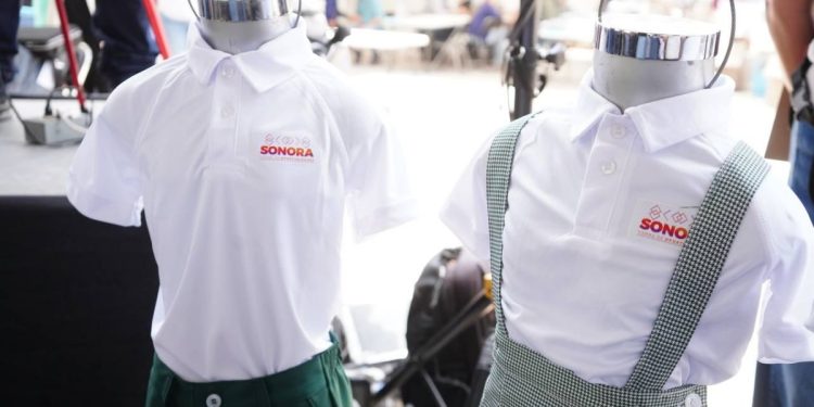 Inicia en Sonora entrega de uniformes escolares gratuitos; Durazo impulsa apoyo histórico a estudiantes