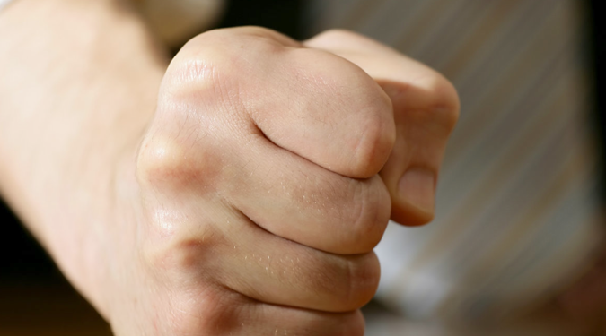 Lo que existe a través del enojo