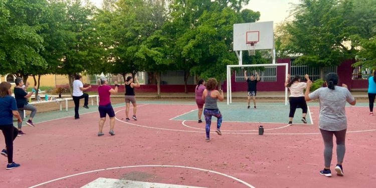 Más de mil personas participan en el programa La H en Movimiento