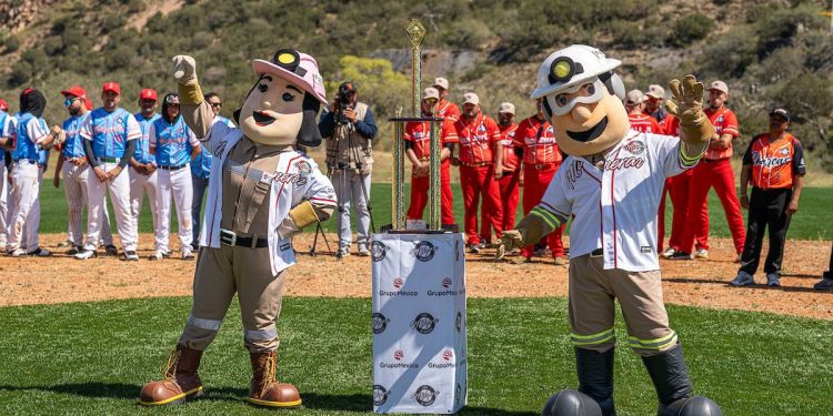 Arranca en Cananea la Liga Minera de Beisbol Grupo México 2025