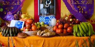 El altar, armonía de colores, con aroma, sabor que toca el alma
