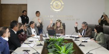 La Comisión de Hacienda del Congreso del Estado aprobó, por mayoría, el proyecto de presupuesto de ingresos y egresos para el ejercicio fiscal 2026, así como el decreto que reforma y actualiza diversas disposiciones fiscales.