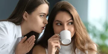 Los amigos también manipulan