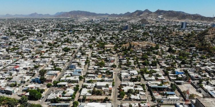 Suelos “hambrientos y sedientos”: Ray Archuleta llama a regenerar el campo en Sonora